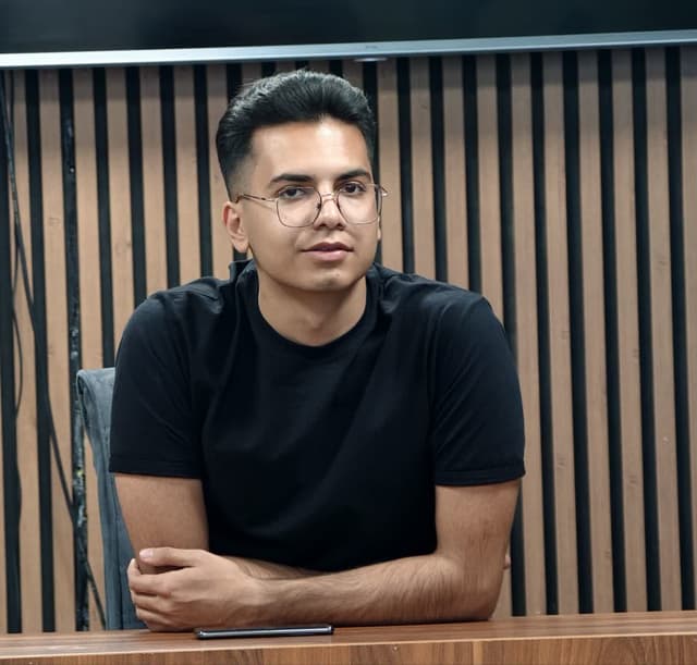 محمد حسین مقدم